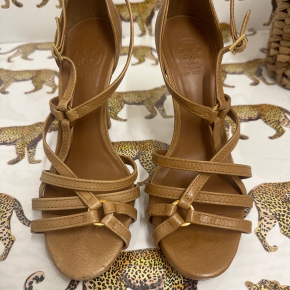 Tory Burch strappy heels. - size 7 1/2 - beige - Picture 1 of 6